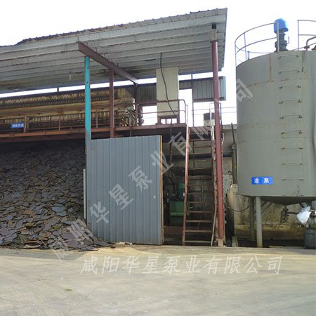 華星(xing)陶瓷柱塞泥漿泵(beng)在印染行業替代(dai)離心泵