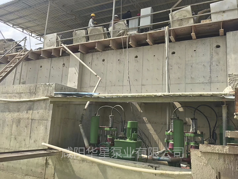 陶(tao)瓷柱塞(sāi)泵使用(yòng)現場礦(kuang)山開采(cai)尾礦處(chù)理