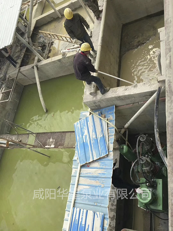 陶(táo)瓷柱塞(sāi)泵使用(yòng)現場礦(kuang)山開采(cǎi)尾礦處(chù)理