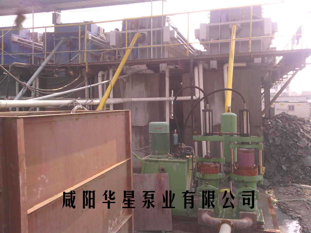 打樁(zhuāng)污泥出(chu)理3