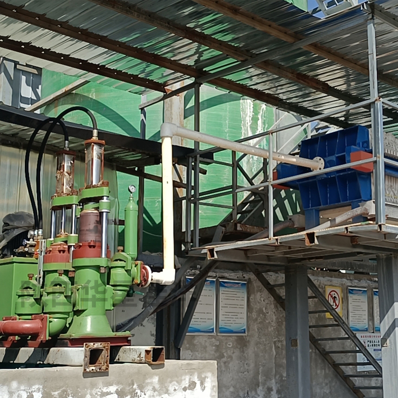 陶(tao)瓷柱塞(sai)泵使用(yong)現場