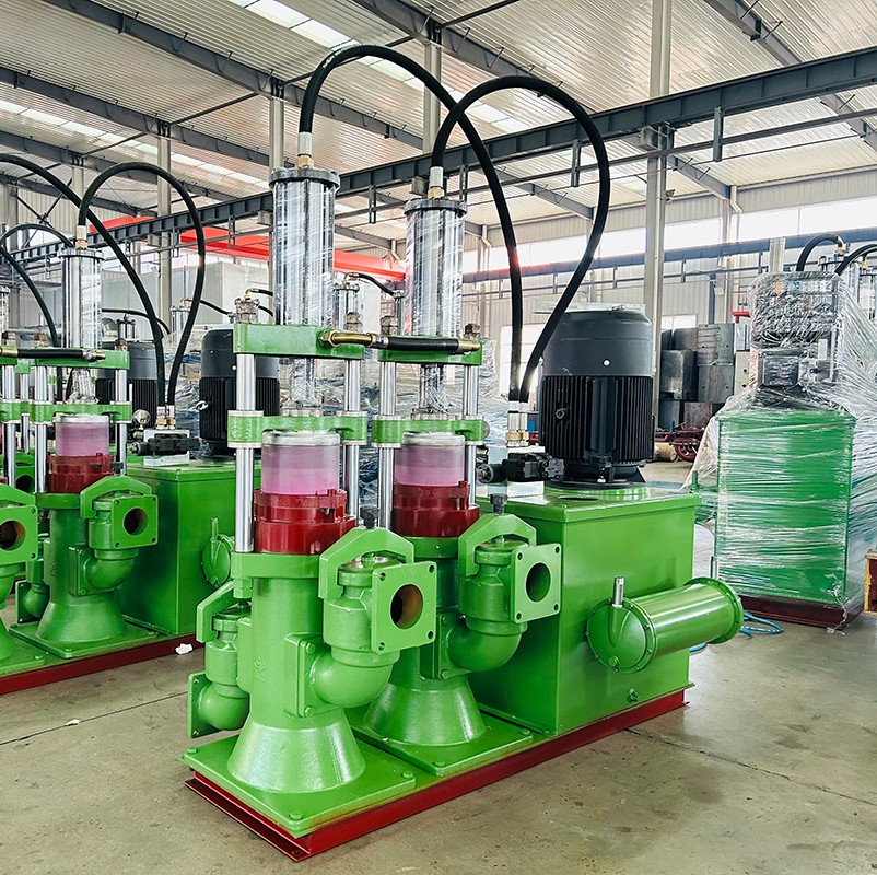 YB200液壓陶(táo)瓷柱塞泵4 YB200液(yè)壓陶瓷柱塞(sāi)泵4